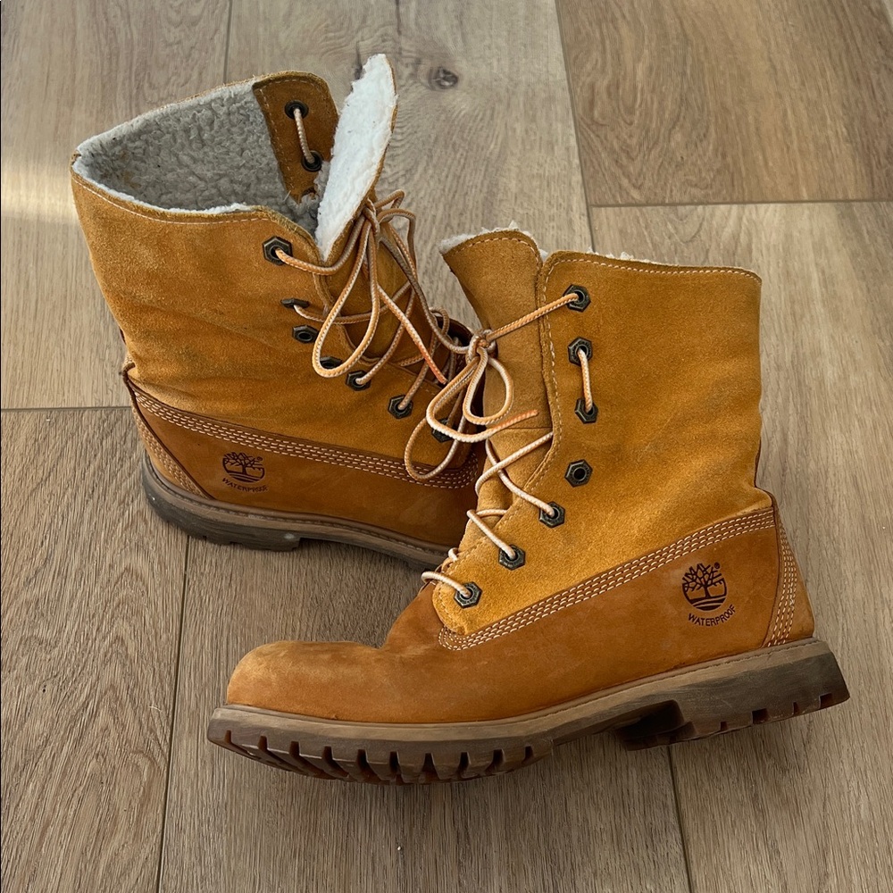 Timberland Honey Brown Lace-Up Boots